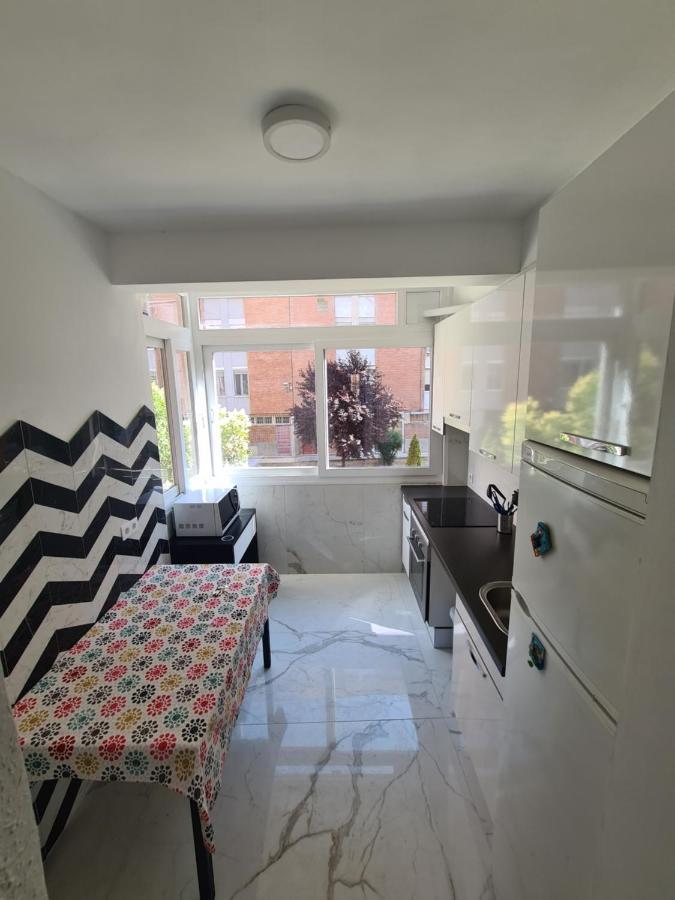 Apartamento Luminoso Y Nuevo En Madrid Rio Buitenkant foto